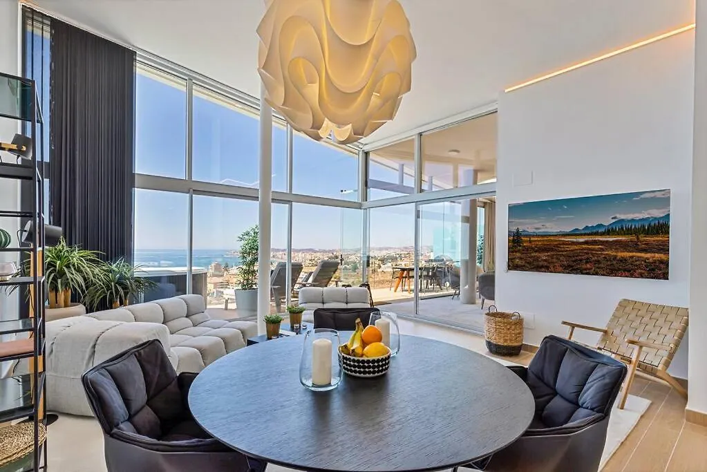 Stunning Luxurious Penthouse With Panoramic Views. Apartment Fuengirola