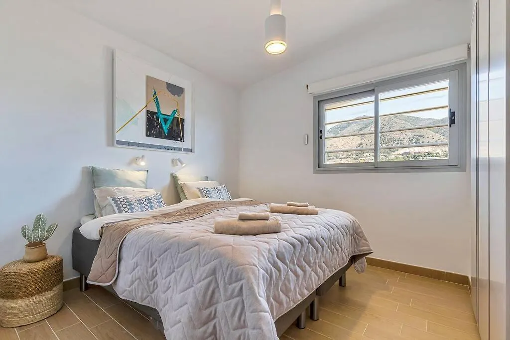Stunning Luxurious Penthouse With Panoramic Views. Apartment Fuengirola