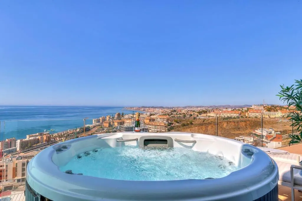 Stunning Luxurious Penthouse With Panoramic Views. Apartment Fuengirola
