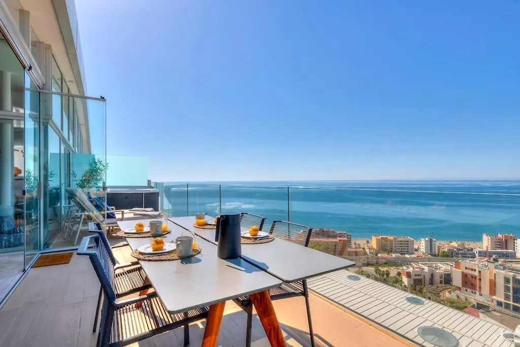 Stunning Luxurious Penthouse With Panoramic Views. Apartment Fuengirola